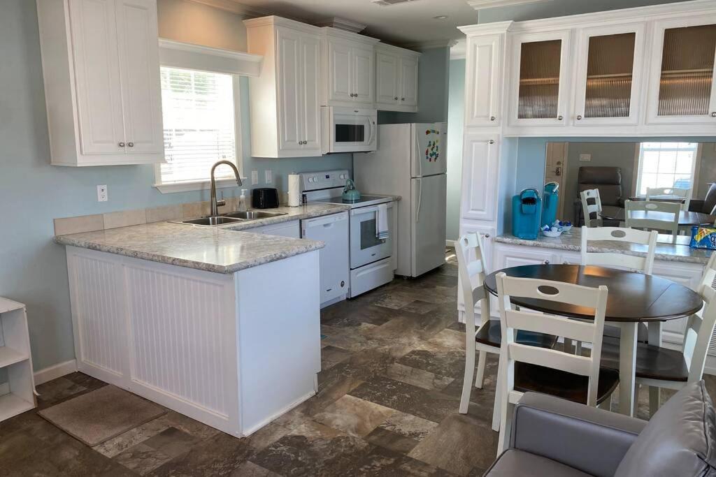 Cozy Tiny Home Near Disney World & Orlando Parks! Kissimmee Eksteriør bilde