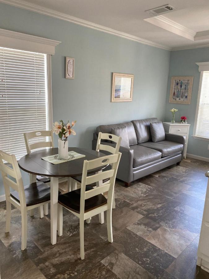 Cozy Tiny Home Near Disney World & Orlando Parks! Kissimmee Eksteriør bilde